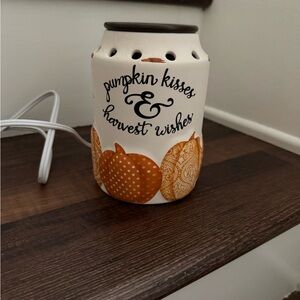 Pumpkin Kisses & Harvest Wishes Ceramic Warmer